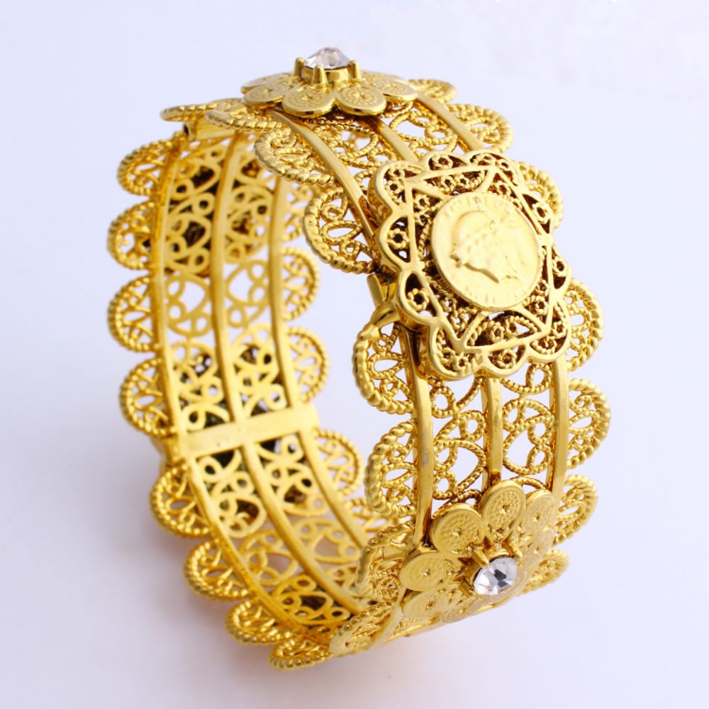 Ethnic Fashion In Dubai - 럭셔리 여성 빅 팔찌 68mm 골드