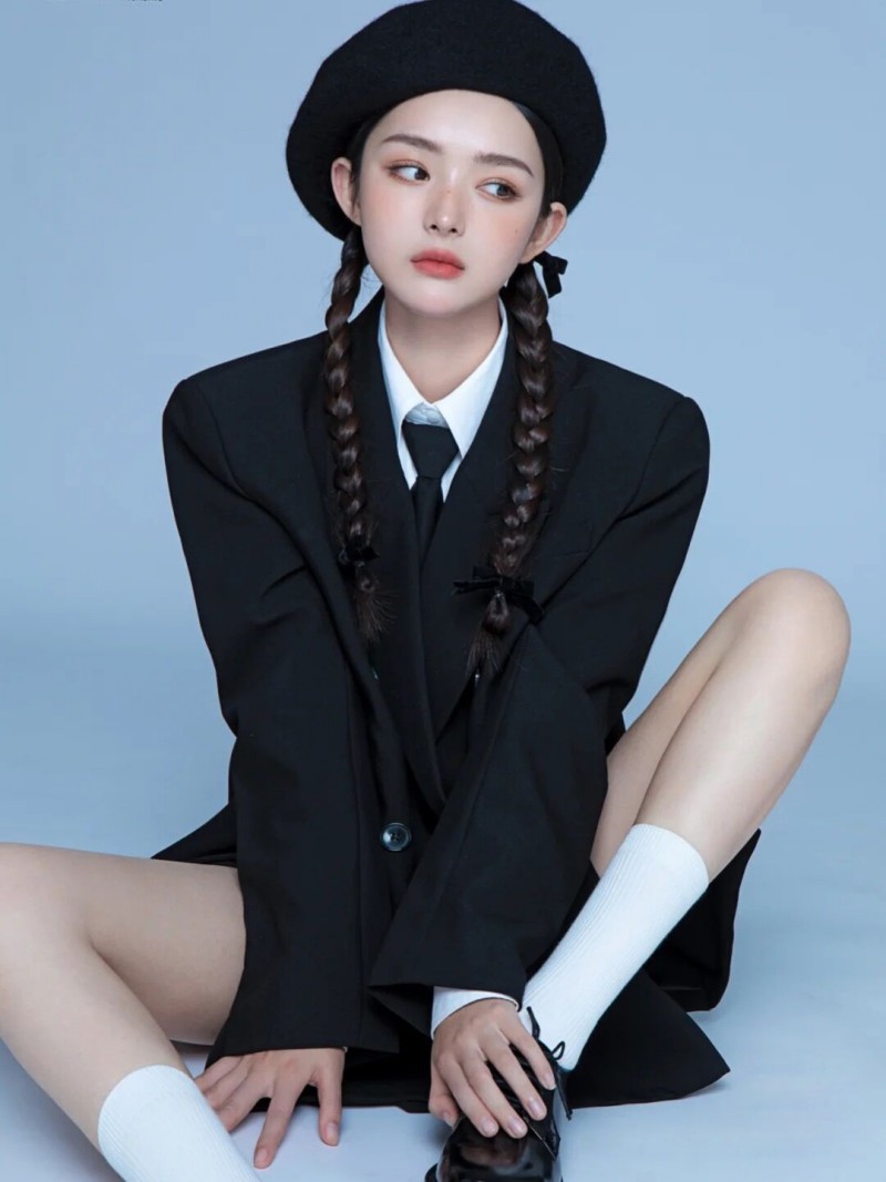 새로운 인물 사진 촬영 여성 정장 대학 스타일 이미지  - Ethnic Fashion Photography 리뷰 및 가격