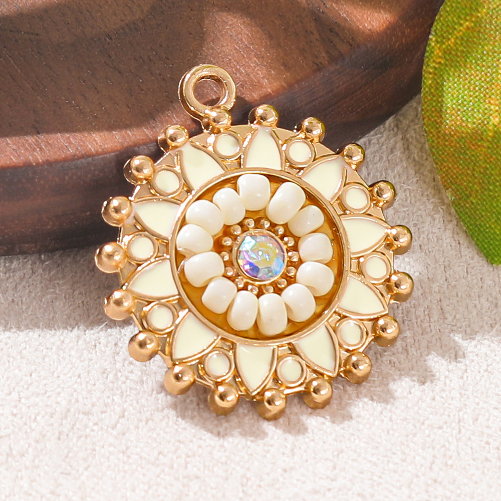 빈티지 보헤미아 에스닉 에나멜 라운드 참 펜던트 DIY - Ethnic Fashion Accessories 리뷰 및 가격